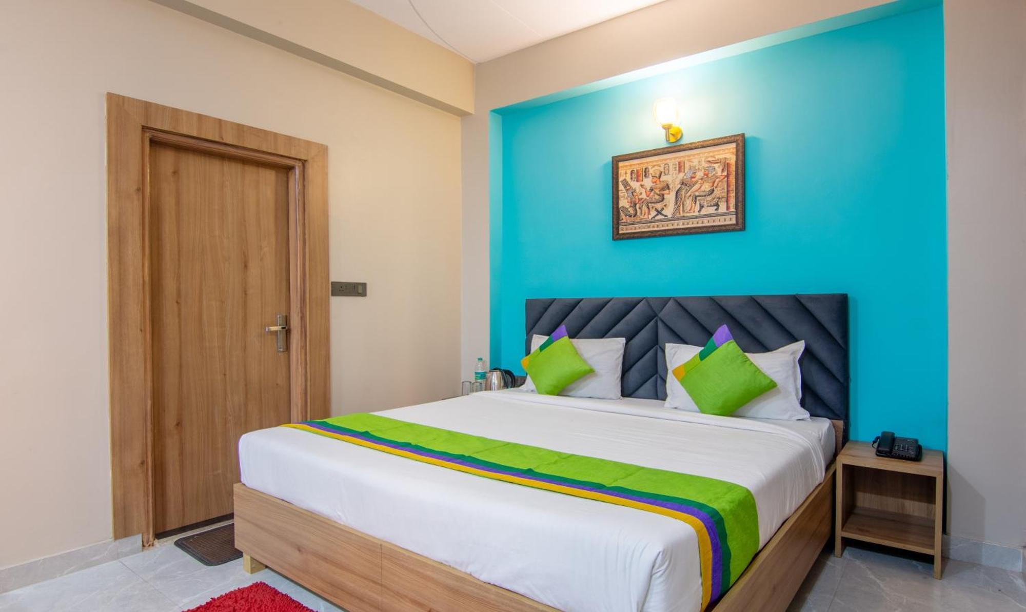 Treebo Elite Corporate, Sector 62 Hotel Noida Exterior photo